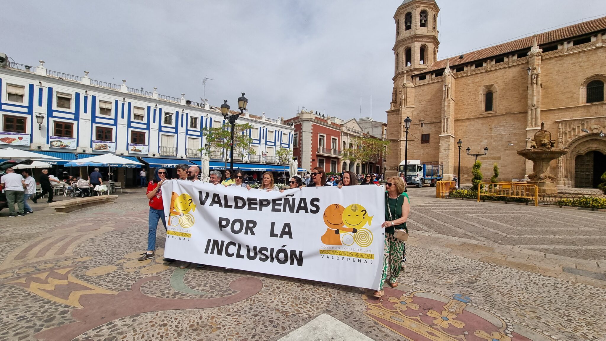 Más de 700 personas participan en la VI Marcha por la Inclusión de ...